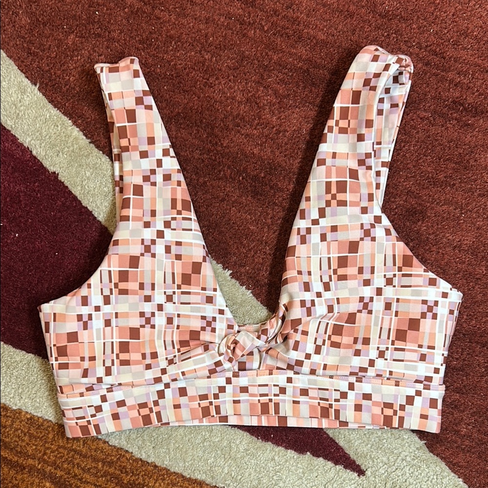 L*Space Active Block Party Do The Twist Top Size M